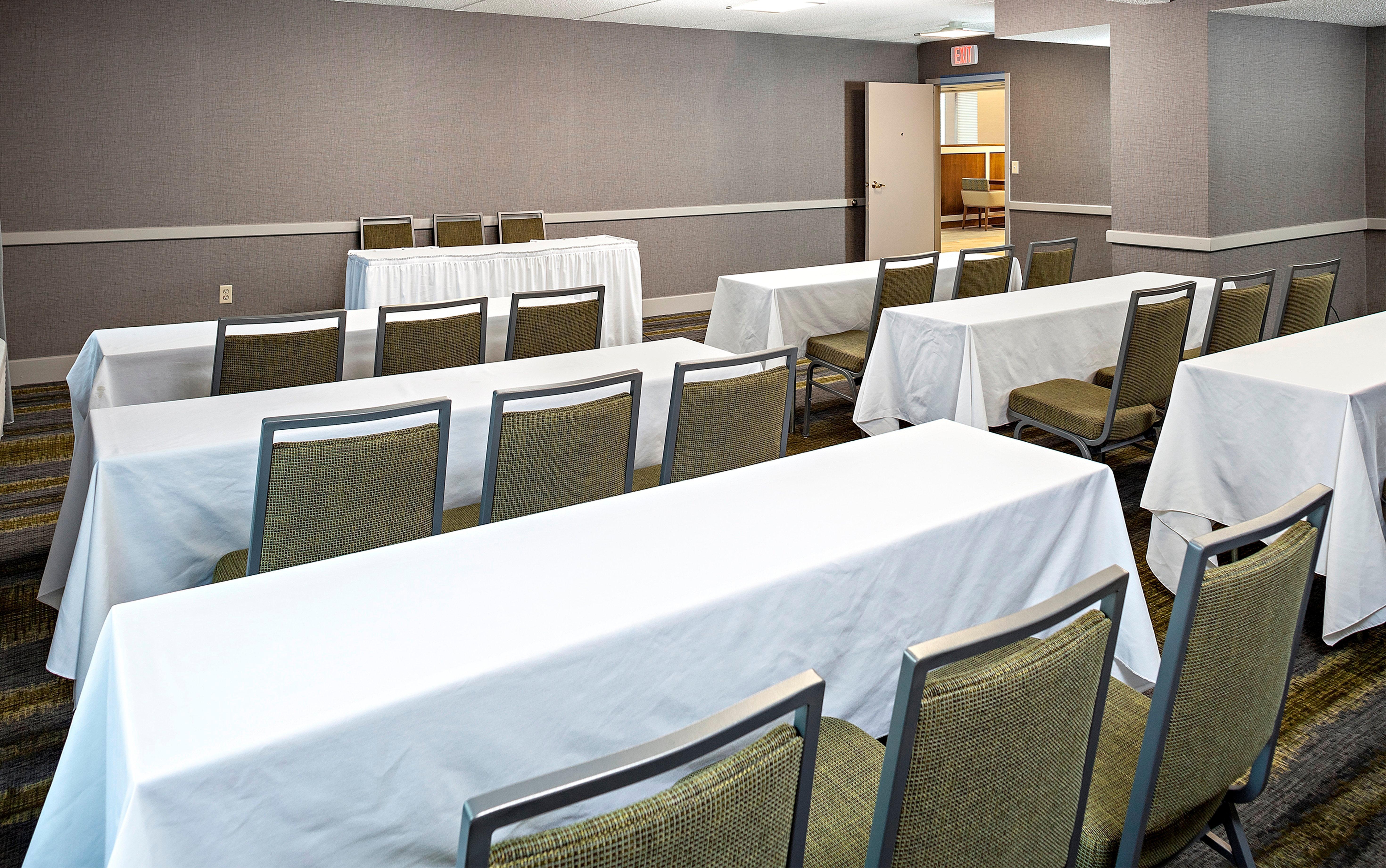 Holiday Inn Salem By Ihg Exterior foto