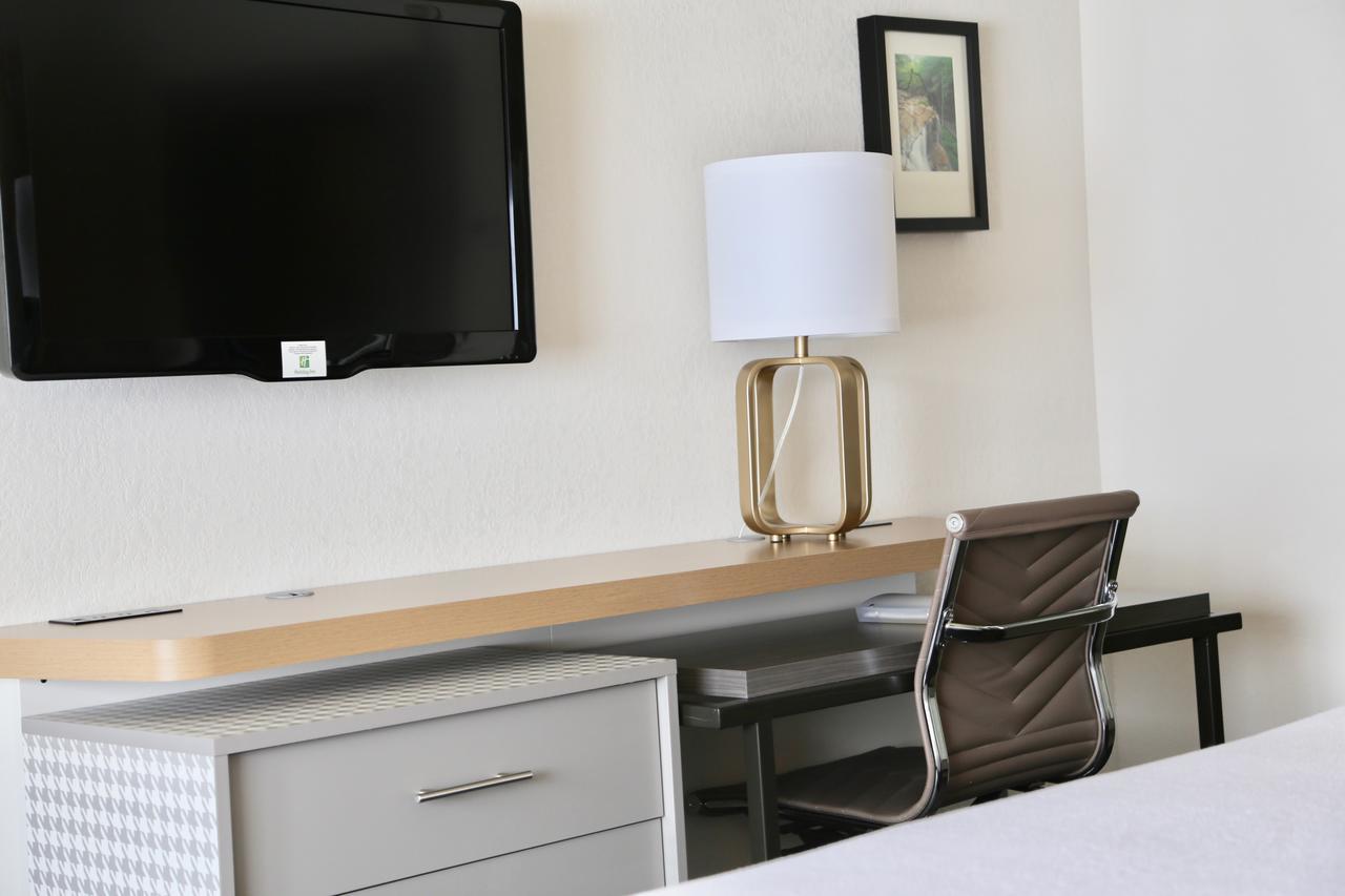Holiday Inn Salem By Ihg Exterior foto