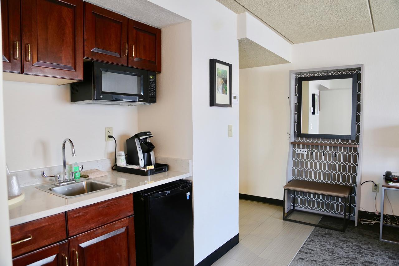 Holiday Inn Salem By Ihg Exterior foto