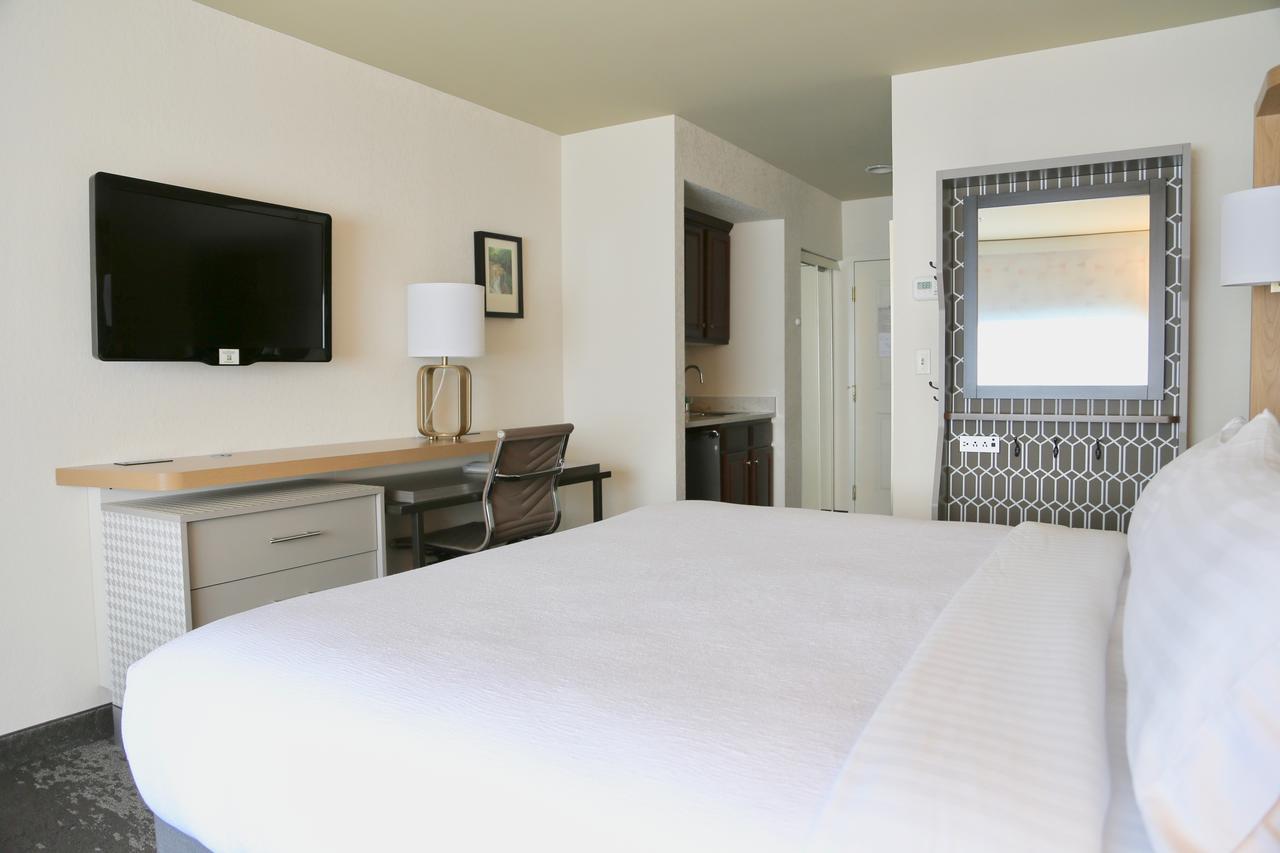 Holiday Inn Salem By Ihg Exterior foto